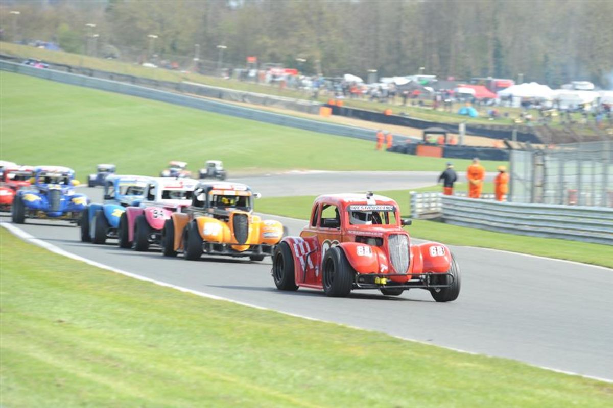 Three different winners at Legends Brands Hatch opening round