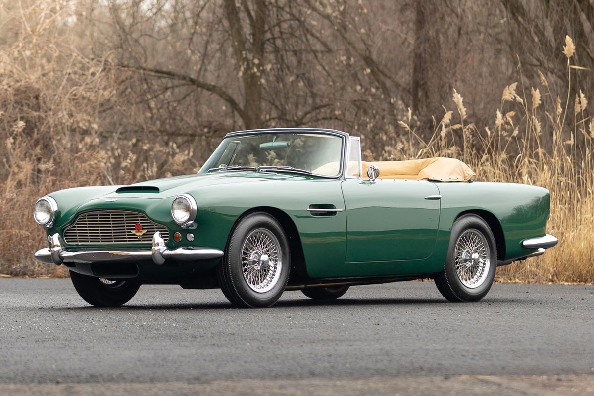 Aston Martin DB4 among English sportscars Goodings Amelia Island